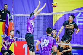 LPL赛区出现严重两极化，只剩下3支强队，AL跌落到弱队行列